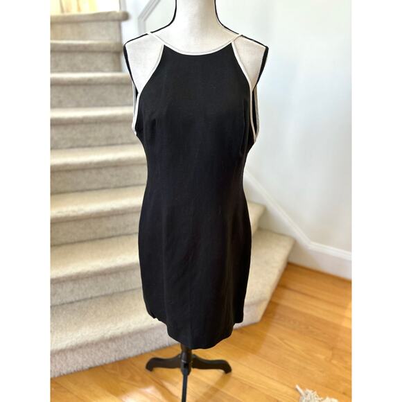Laundry By Shelli Segal Dresses & Skirts - Vintage Laundry Shelli Segal Black Open Back White Trim Linen Sheath Dress